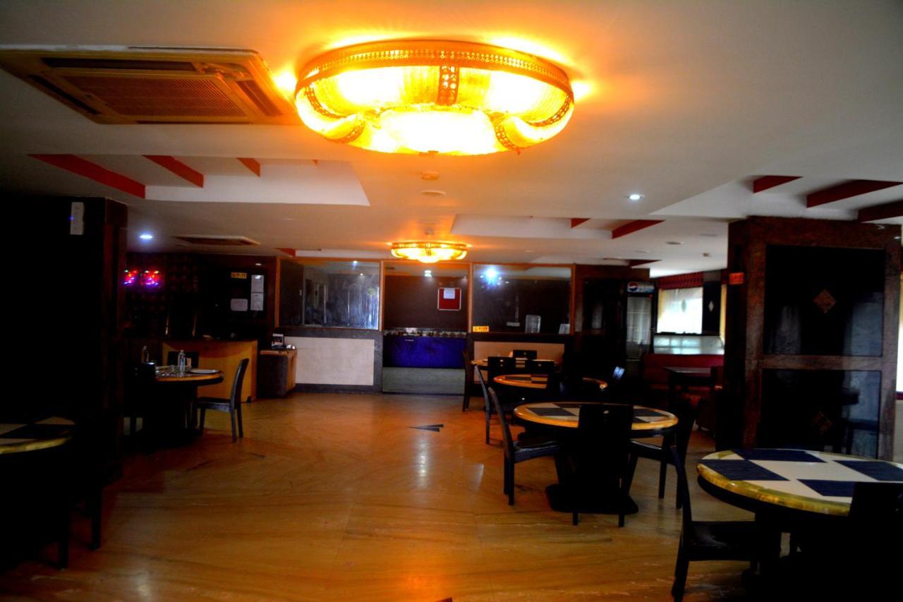 Hotel City Centaur And Convention Center- Vaccinated Staff Bangalore Bagian luar foto