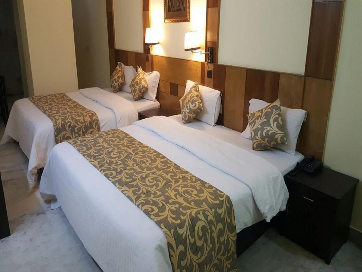 Hotel City Centaur And Convention Center- Vaccinated Staff Bangalore Bagian luar foto